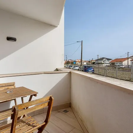 Casa Dos Terracos T3 Rc São Martinho do Porto